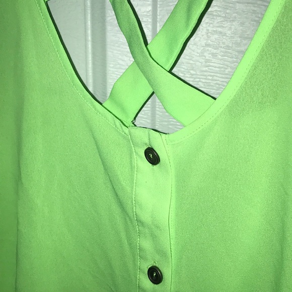 🍁 Studio Y Neon Green Button Down Tank Top - Picture 3 of 4